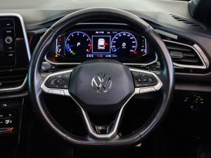 Volkswagen T-Roc 2.0TSI 4Motion R-Line - Image 6