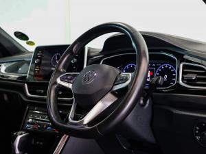Volkswagen T-Roc 2.0TSI 4Motion R-Line - Image 9