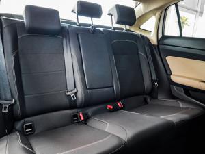 Volkswagen Polo sedan 1.0TSI Style - Image 17