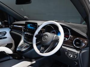 Mercedes-Benz V-Class V300d Exclusive - Image 5