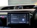 Toyota Hilux 2.4GD-6 double cab 4x4 Raider manual - Thumbnail 12
