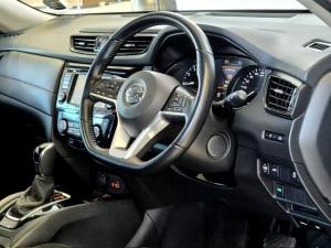 Nissan X-Trail 2.5 4x4 Acenta Tech - Image 17