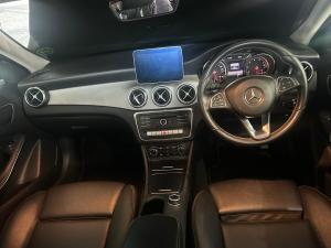 Mercedes-Benz GLA GLA200 auto - Image 10