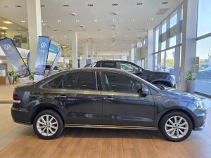 Volkswagen Polo sedan 1.4 Comfortline - Image 6