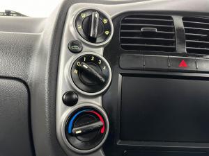 Kia K 2700 WorkhorseS/C - Image 10