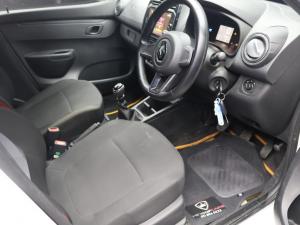 Renault Kwid 1.0 Zen - Image 9