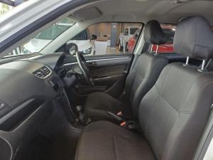 Suzuki Swift hatch 1.2 GA - Image 10