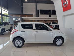 Suzuki Swift hatch 1.2 GA - Image 8