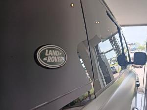 Land Rover Defender 110 V8 - Image 41