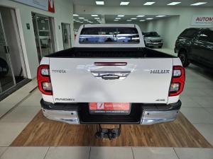 Toyota Hilux 2.8GD-6 double cab 4x4 Raider auto - Image 5