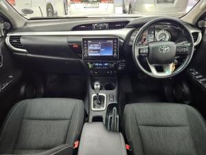 Toyota Hilux 2.8GD-6 double cab 4x4 Raider auto - Image 6