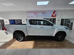 Toyota Hilux 2.8GD-6 double cab 4x4 Raider auto - Image 3