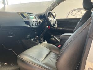 Toyota Hilux 3.0D-4D Xtra cab 4x4 Raider Legend 45 - Image 7