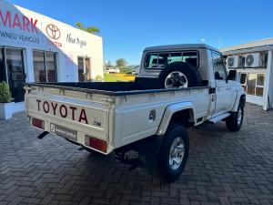 Toyota Land Cruiser 79 4.2D single cab - Image 2