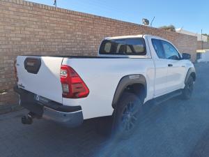 Toyota Hilux 2.8GD-6 Xtra cab Legend manual - Image 3