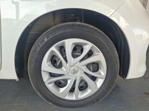 Toyota Vitz 1.0 - Image 13