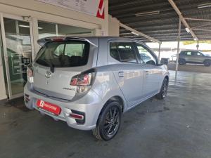 Toyota Vitz 1.0 - Image 2