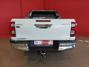 Toyota Hilux 2.8GD-6 double cab Raider auto - Image 5