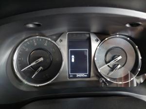 Toyota Hilux 2.8GD-6 double cab Raider auto - Image 9