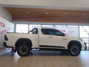 Toyota Hilux 2.8GD-6 Xtra cab Legend 50 - Image 3
