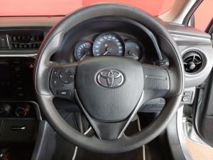 Toyota Corolla Quest 1.8 Plus manual - Image 8