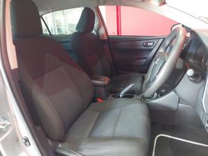 Toyota Corolla Quest 1.8 Plus manual - Image 10