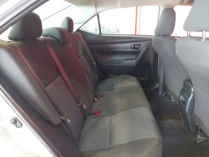 Toyota Corolla Quest 1.8 Plus manual - Image 11