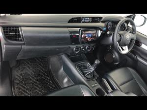 Toyota Hilux 2.4GD-6 double cab 4x4 SR - Image 7