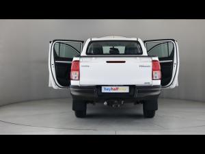 Toyota Hilux 2.4GD-6 double cab 4x4 SR - Image 10