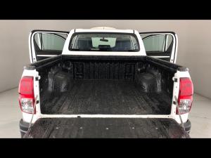 Toyota Hilux 2.4GD-6 double cab 4x4 SR - Image 18