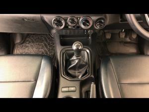 Toyota Hilux 2.4GD-6 double cab 4x4 SR - Image 28