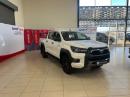 Thumbnail Toyota Hilux 2.8GD-6 double cab 4x4 Legend manual