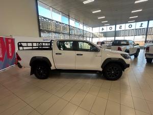 Toyota Hilux 2.8GD-6 double cab 4x4 Legend manual - Image 3