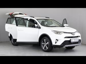 Toyota RAV4 2.0 GX auto - Image 14