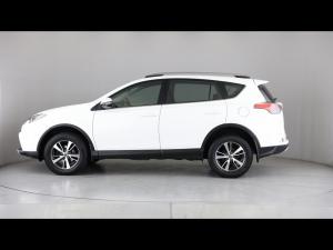 Toyota RAV4 2.0 GX auto - Image 17