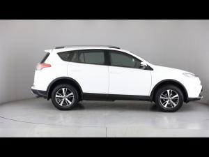 Toyota RAV4 2.0 GX auto - Image 3