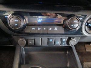 Toyota Hilux 2.8GD-6 48V double cab 4x4 Legend - Image 16