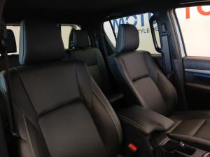 Toyota Hilux 2.8GD-6 48V double cab 4x4 Legend - Image 17
