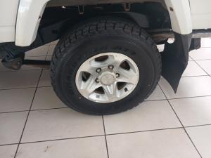 Toyota Land Cruiser 79 4.5DS/C - Image 20