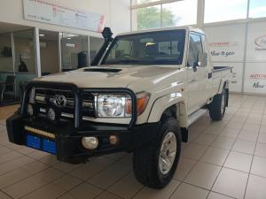 Toyota Land Cruiser 79 4.5DS/C - Image 22
