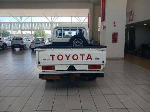 Toyota Land Cruiser 79 4.5DS/C - Image 5