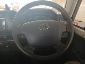 Toyota Land Cruiser 79 4.5DS/C - Image 8