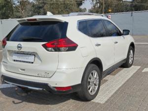 Nissan X Trail 2.5 Acenta 4X4 CVT - Image 2