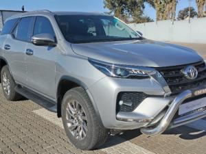 Toyota Fortuner 2.8GD-6 Raised Body automatic - Image 1