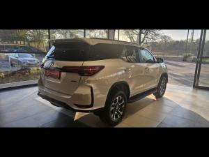 Toyota Fortuner 2.8GD-6 4X4 automatic - Image 2