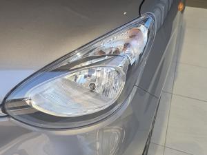 Toyota Vitz 1.0 XR - Image 14