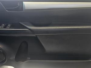 Toyota Hilux 2.4 GD-6 Raider 4X4S/C - Image 19