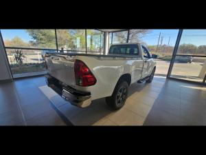 Toyota Hilux 2.4 GD-6 Raider 4X4S/C - Image 2