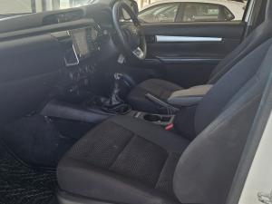 Toyota Hilux 2.4 GD-6 Raider 4X4S/C - Image 7