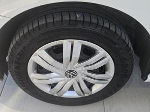 Volkswagen Polo Vivo 1.4 Trendline - Image 10
